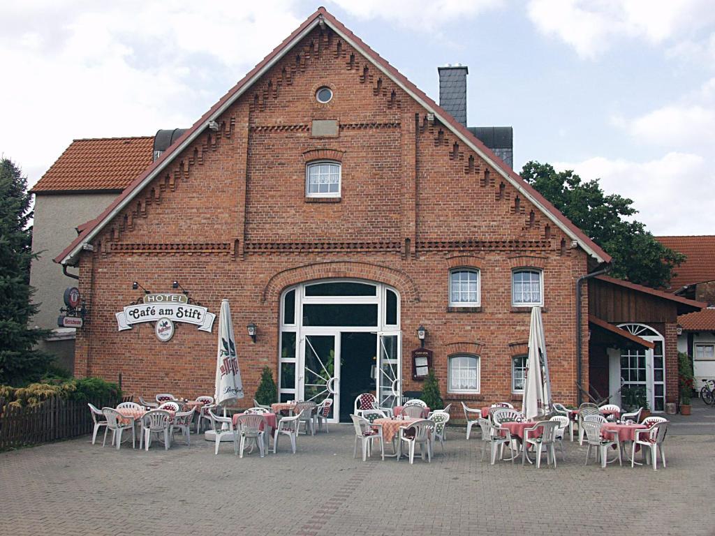 Hotel Cafe Am Stift Hessisch Oldendorf Exterior foto
